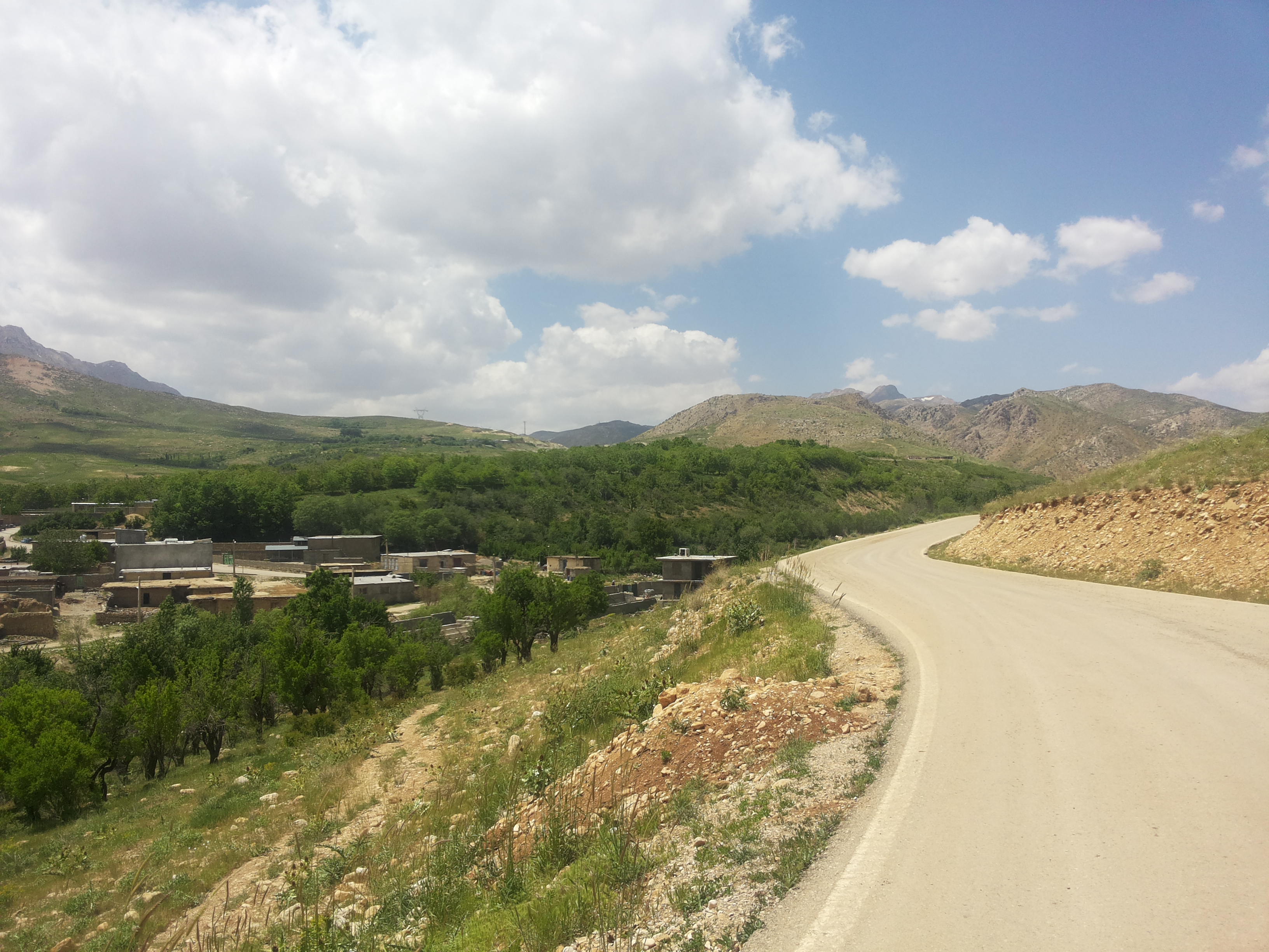 روستای حاجی خانی